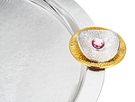Load image into Gallery viewer, ROUND PLATTER WITH GOLDEN MOTIF

