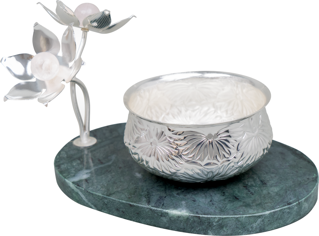 Silver bowl Decor