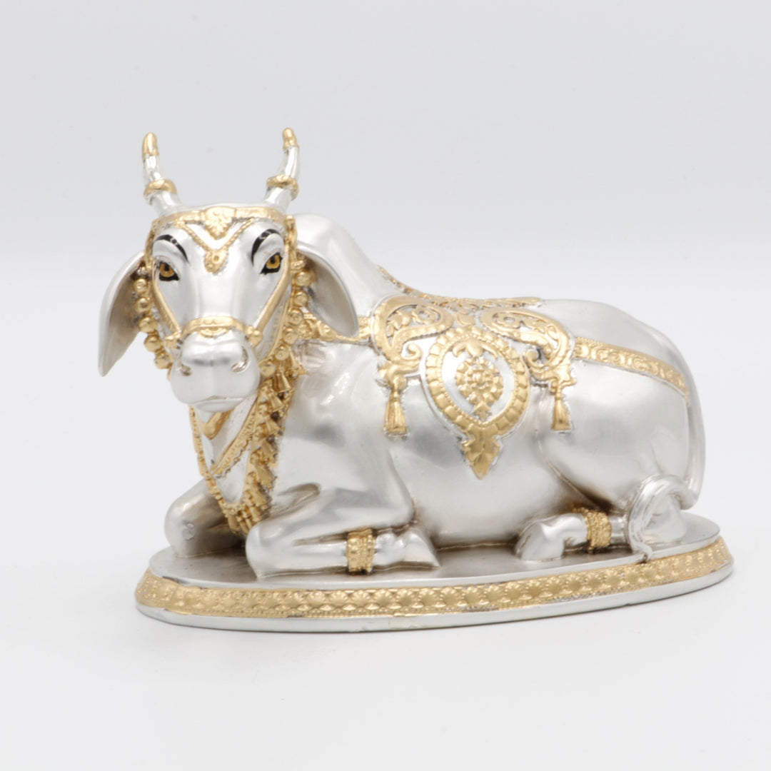 NANDI- WHITE & GOLD